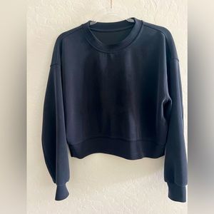 lululemon softstreme perfectly oversized cropped crew  sweatshirt size 4 black